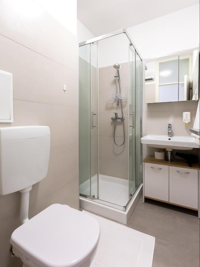 Amoroso Apartment 200M From Sea Poreč Eksteriør bilde